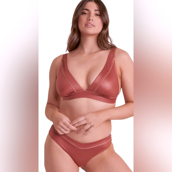 NEW, Hamptons Santemare Terra Cotta Bikini
Swimsuit, Small 🌴 - Picture 11 of 11